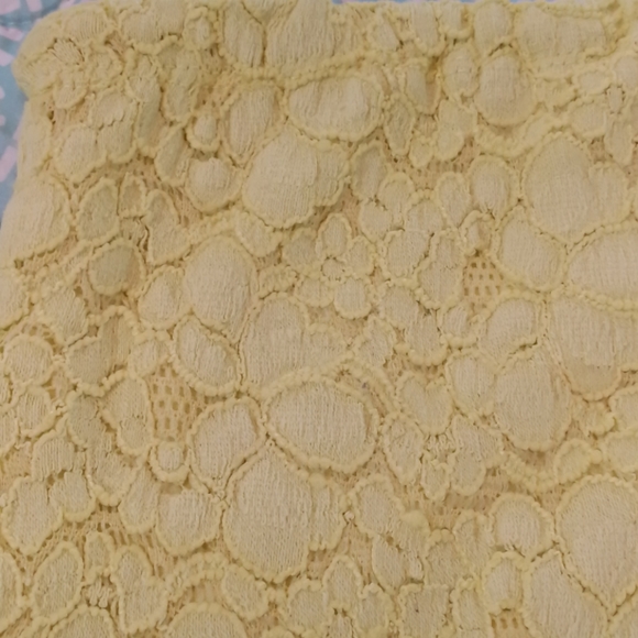 Forever 21💛💛Knit Tube Top Yellow 💛💛 - Picture 2 of 6